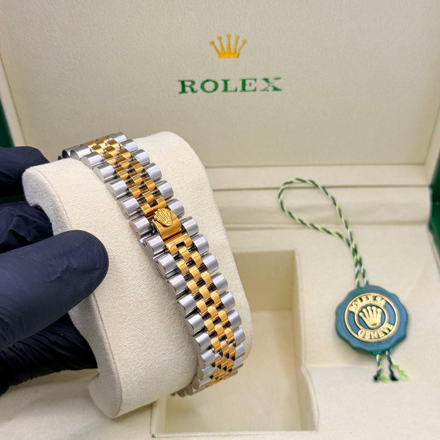 Rolex Jublie chain truetone white  dial