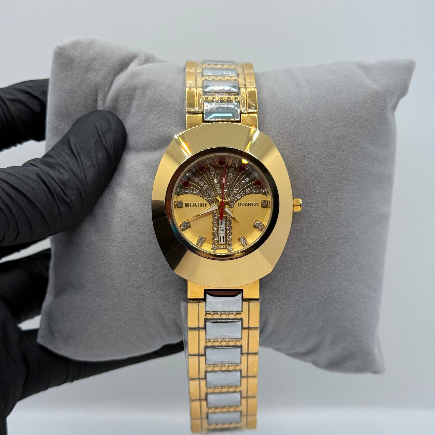 Rado Vintage Golden Watch 2