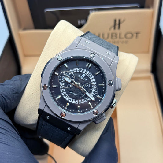 Hublot black scelton with gray strap